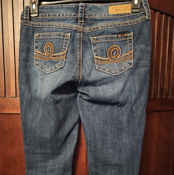 Seven7 Cropped Blue Jean - Picture 2 of 2
